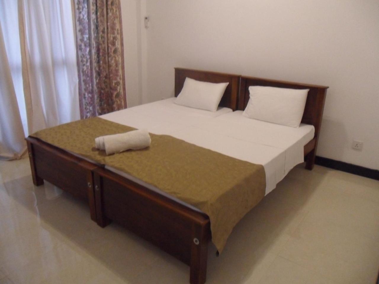Jmf Hotel Negombo Exterior foto